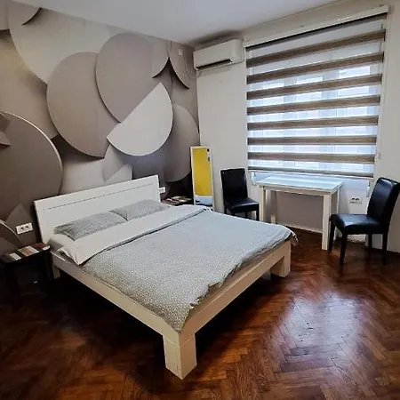 Ferienwohnung Lady Maja Belgrad Exterior foto